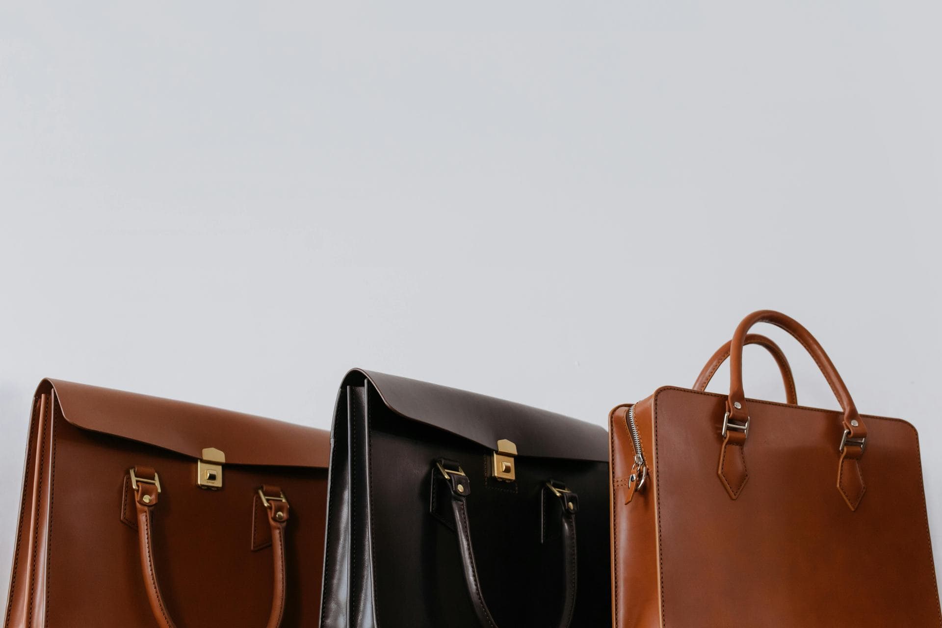 Premium leather bags and leather accessories by LINJIN LUXURY